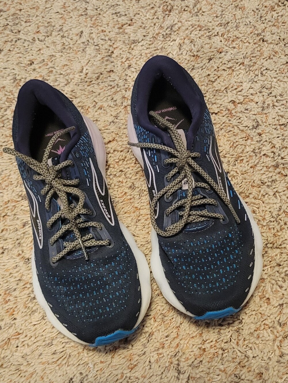 Brooks Navy & Blue Athletic Shoes